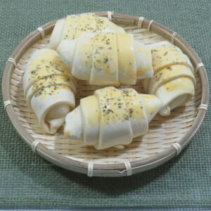 ハムチーズクロワッサン（生）/　CROISSANT CRU PRESUNTO E QUEIJO