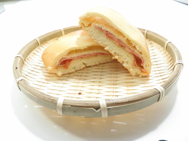 ハムチーズカルゾーネ（生冷凍）/　CALZONE CRU PRESUNTO E QUEIJO - 画像 (3)