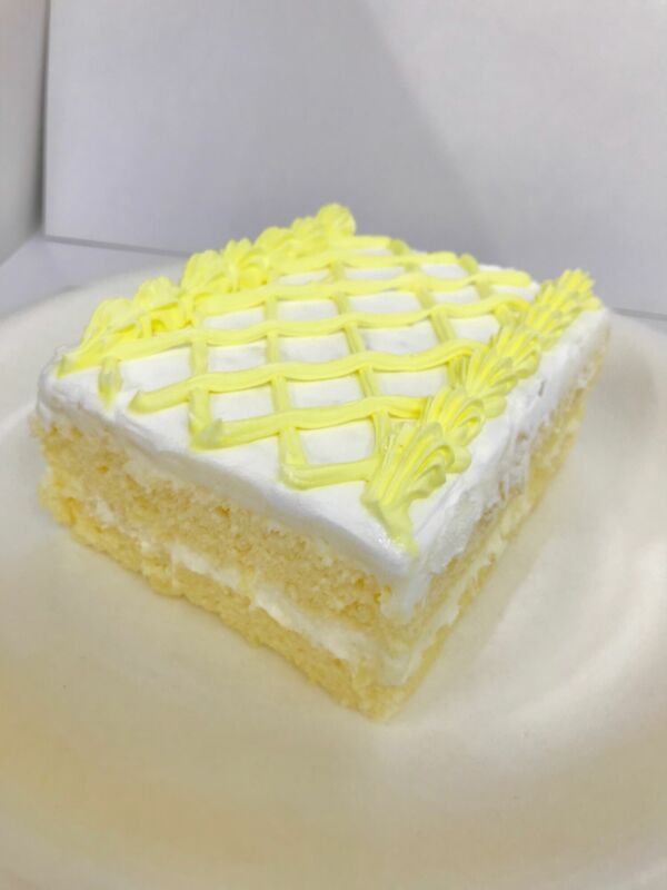 パイナップルケーキ / BOLO DE ABACAXI
