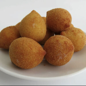 電子レンジで温めるチキンコロッケ　/　COXINHA FRITA